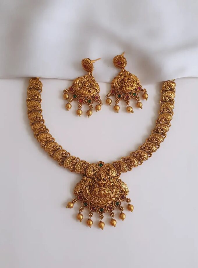 LAKSHMI NECKLACE-A381