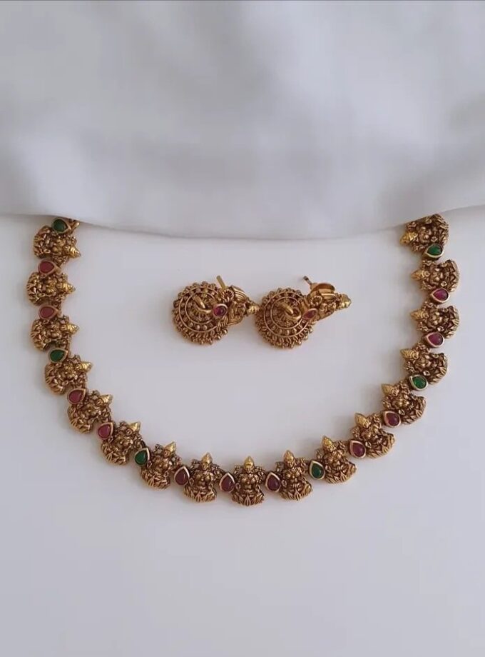 NECKLACE-A742