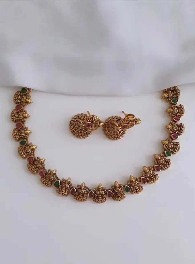 NECKLACE-A742