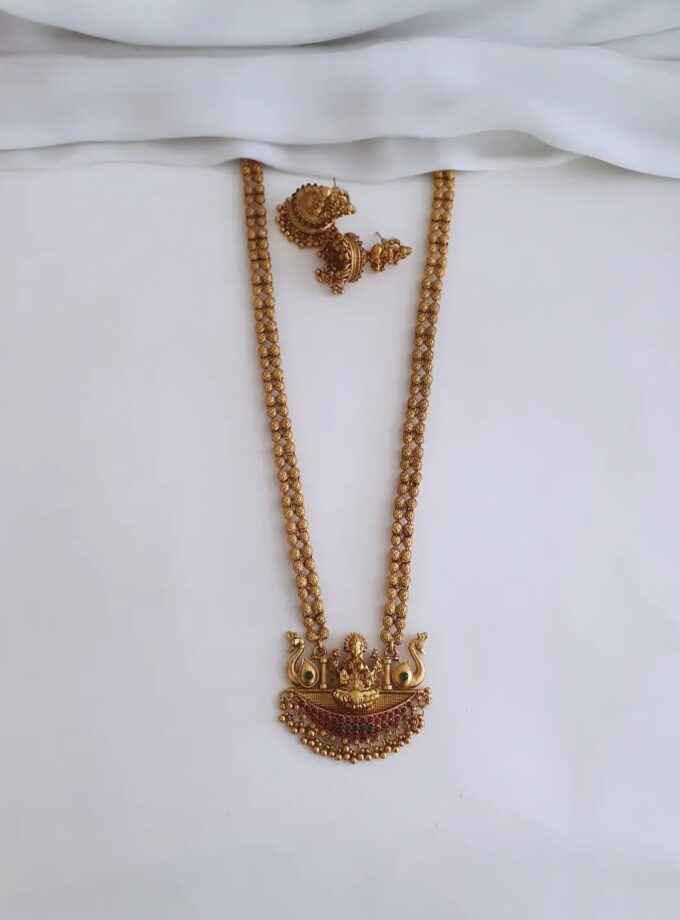 LONG HAARAM-A1069