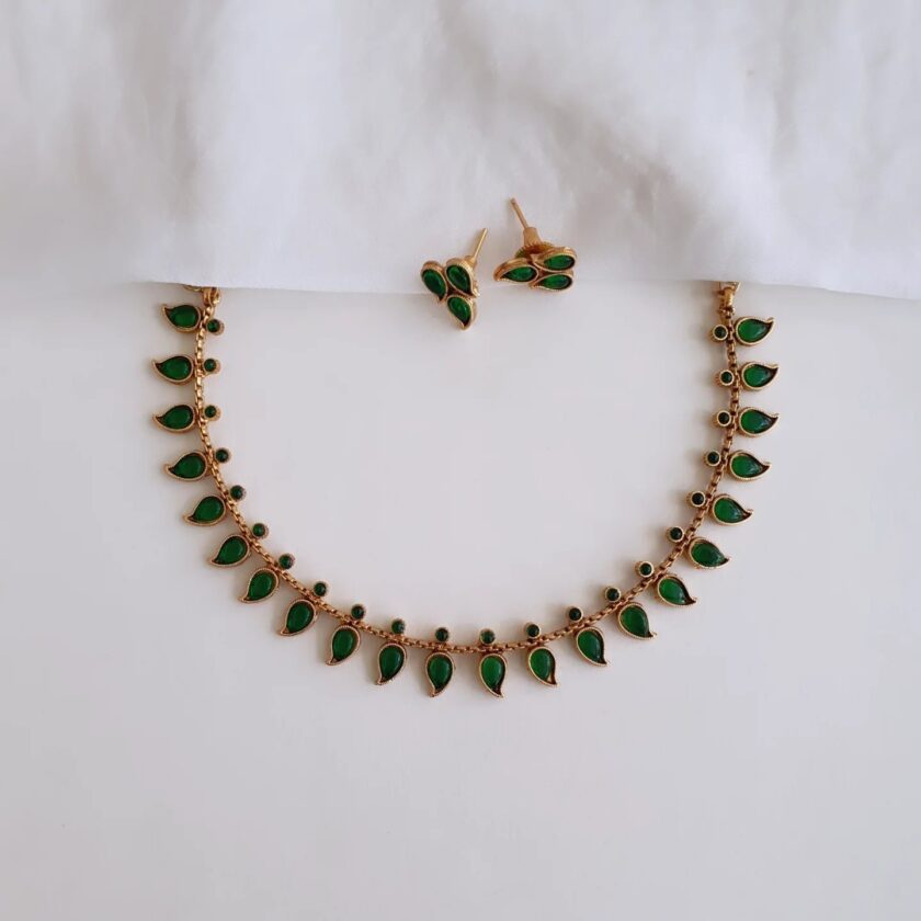 NECKLACE-A1847 GREEN