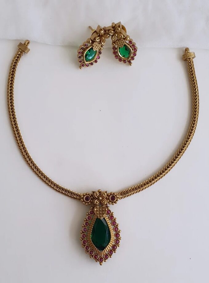 NECKLACE AD STONE-A1889 GREEN