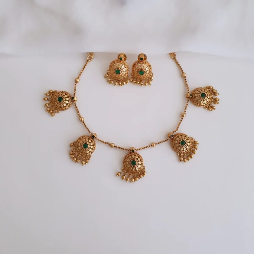 NECKLACE-A1968 GOLD GREEN