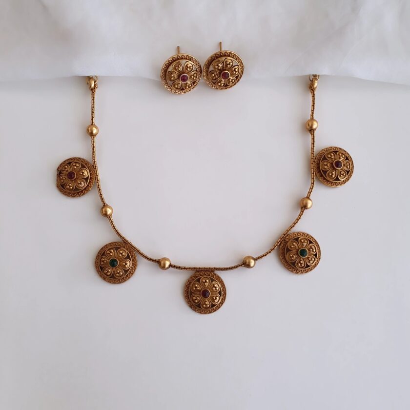 NECKLACE-A1982