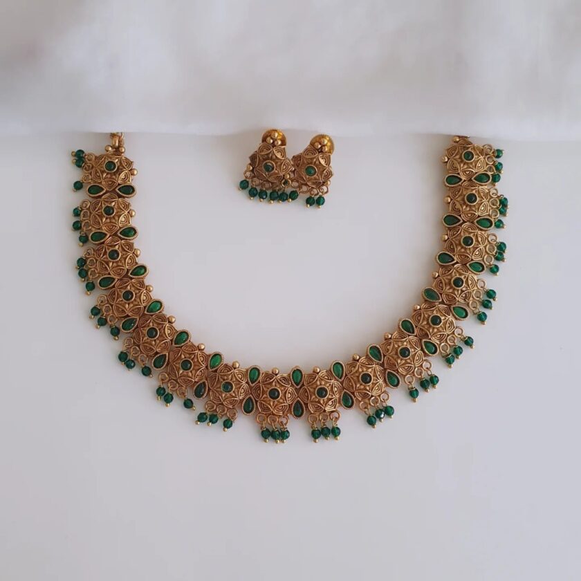 NECKLACE-A2345 GREEN