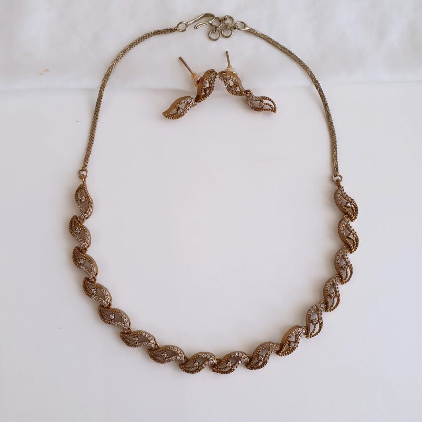 NECKLACE AD STONE(T)-A2429