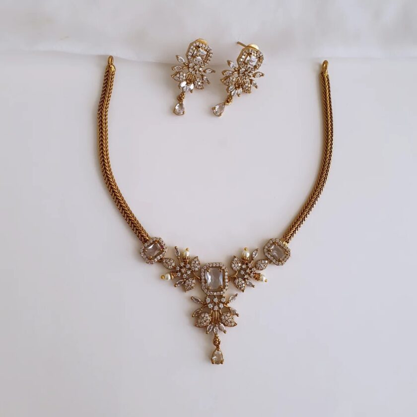 NECKLACE AD STONE(R)-A2440 WHITE