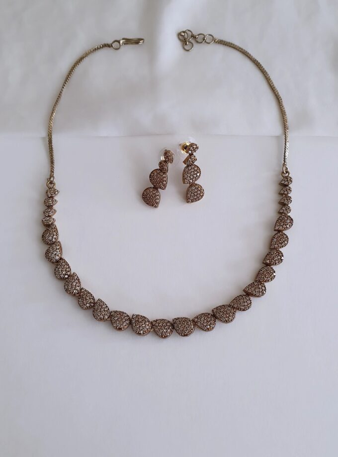 NECKLACE AD STONE(T)-A2485