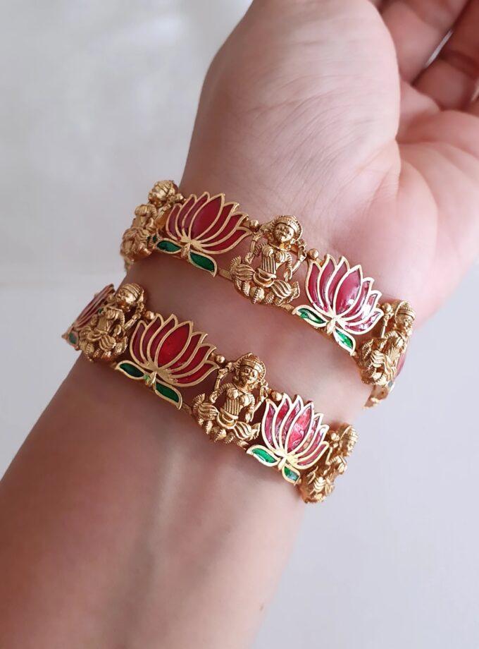 BANGLE SET OF TWO-A2589