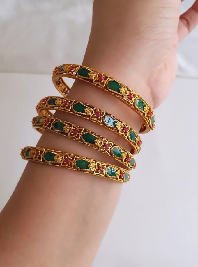 BANGLE NAGAPADAM SET OF FOUR-A2700