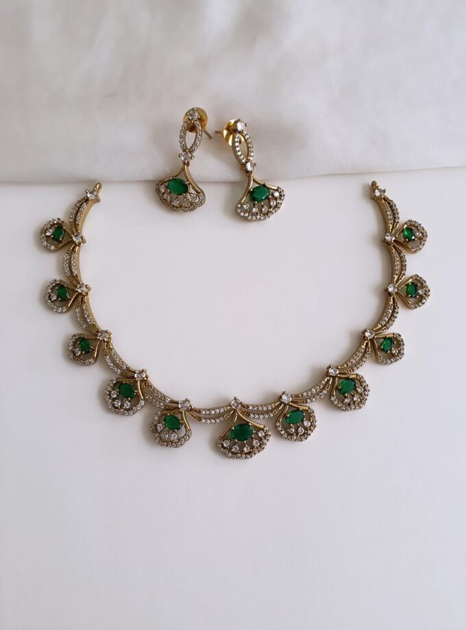 AD STONE NECKLACE-A2353 GREEN WHITE
