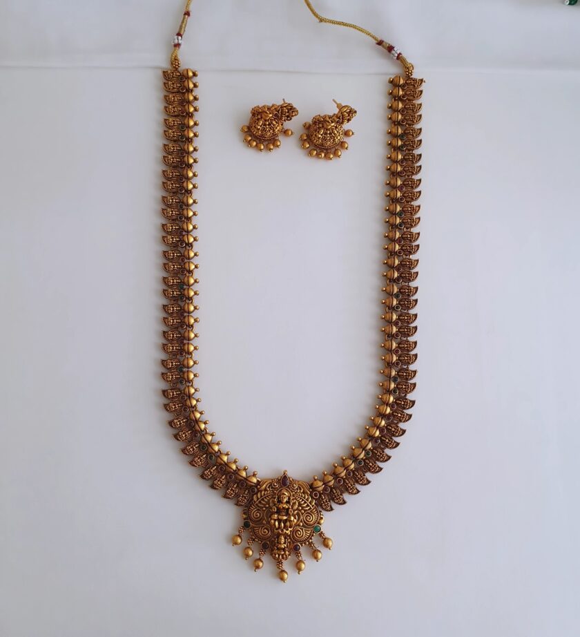 LONG HAARAM-A2790