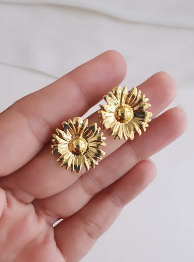 ANTI TARNISH EARRING SET OF SEVEN-A3143