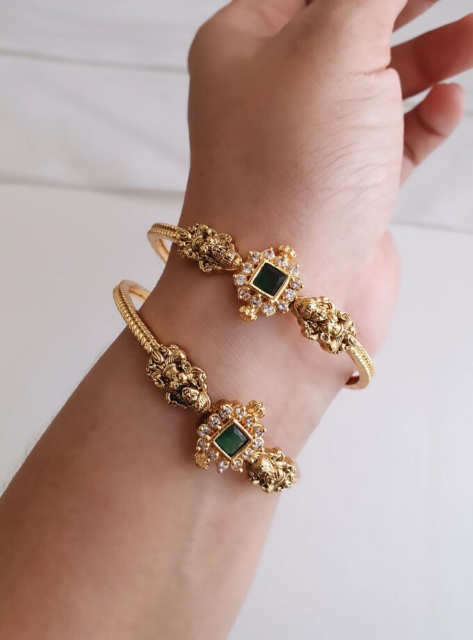 BANGLE SET OF TWO-A3198