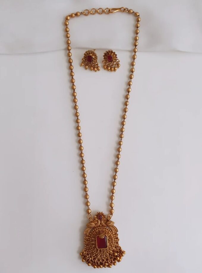 SHORT HAARAM-A3309 RUBY