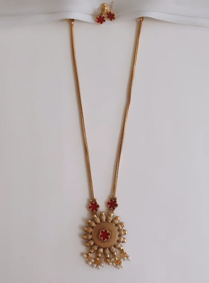 SHORT HAARAM-A3401 RUBY