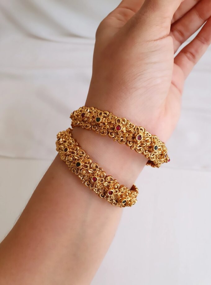 BANGLE SET OF TWO-A3497