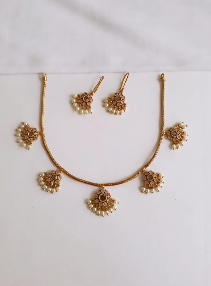 AD STONE NECKLACE-A2553 WHITE