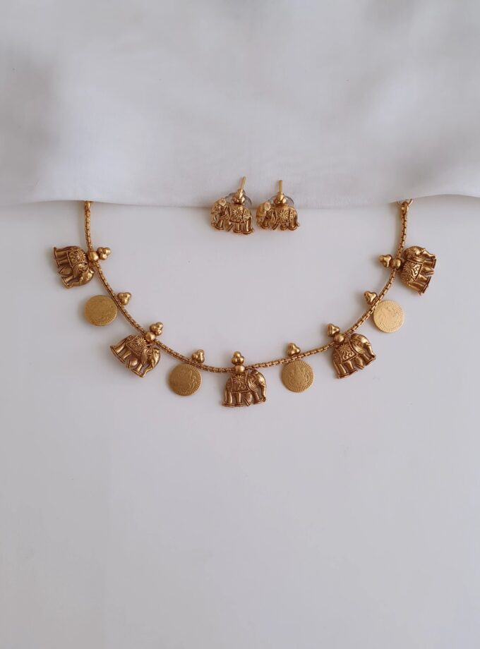 ELEPHANT COIN NECKLACE-A3530