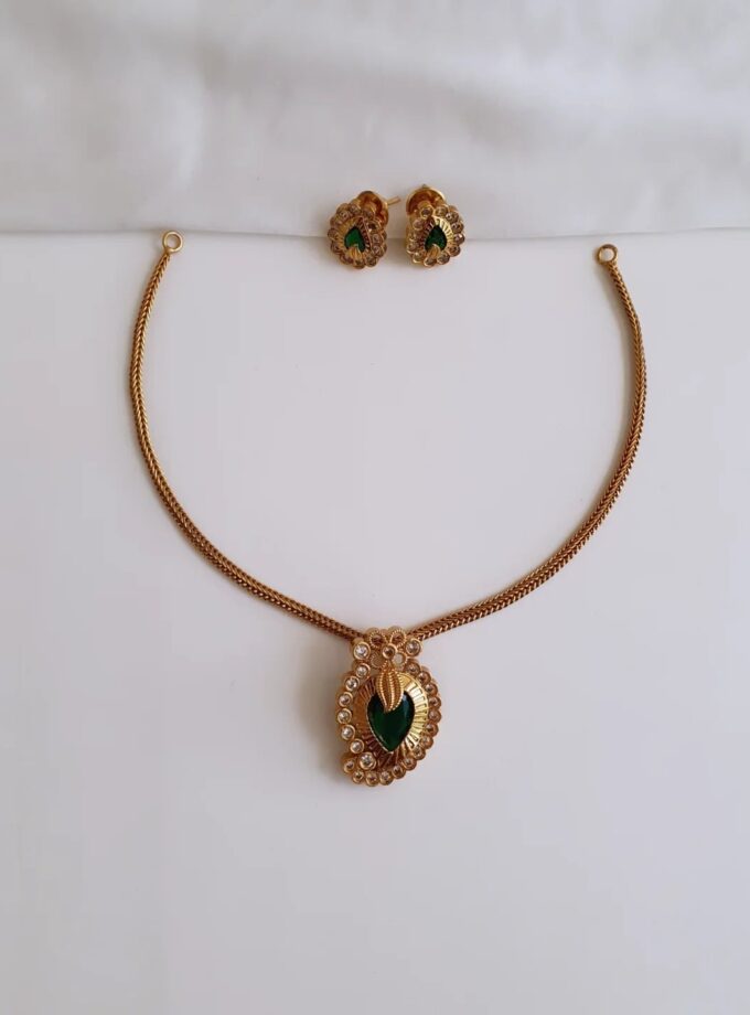 NECKLACE MANGO AD STONE-A3641 GREEN