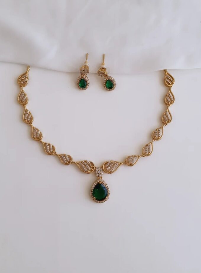 NECKLACE AD STONE-A3672 GREEN
