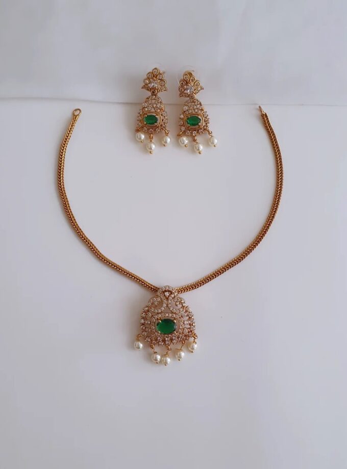 NECKLACE AD STONE-A3704 GREEN