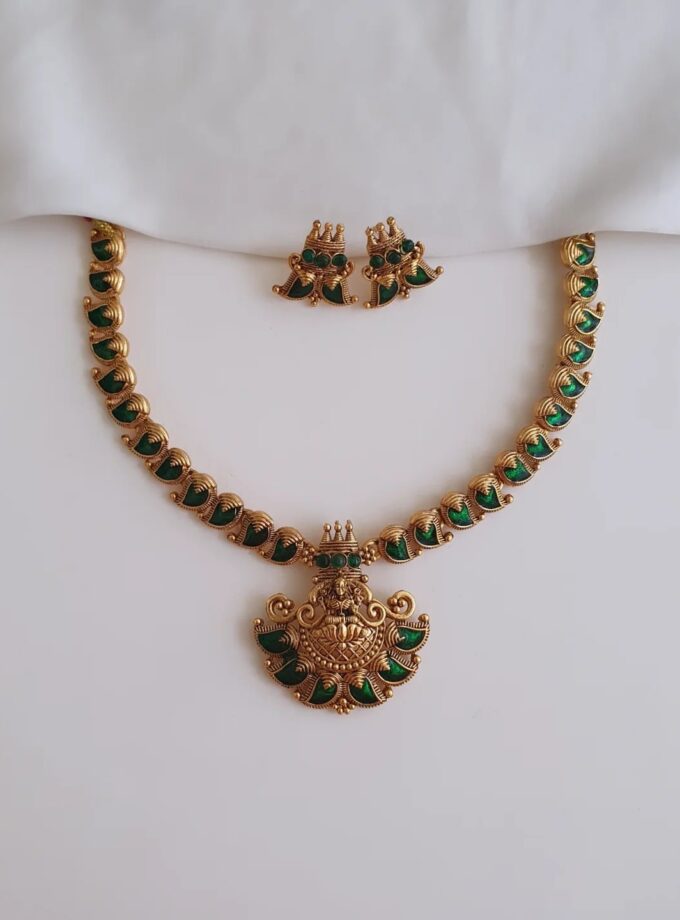 NECKLACE PALAKA-A3701 MANGO GREEN