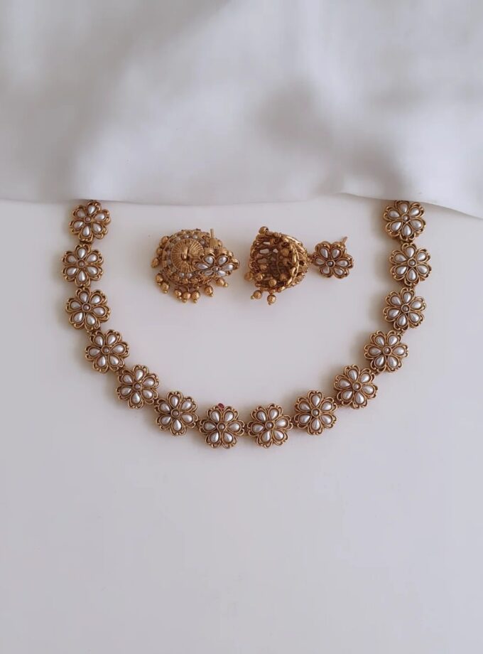 NECKLACE FLOWER-A3324 PEARL