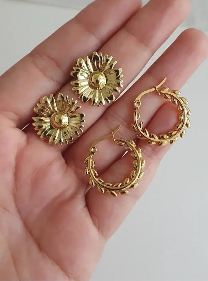 ANTI TARNISH EARRING SET OF TWO-A3841(D)