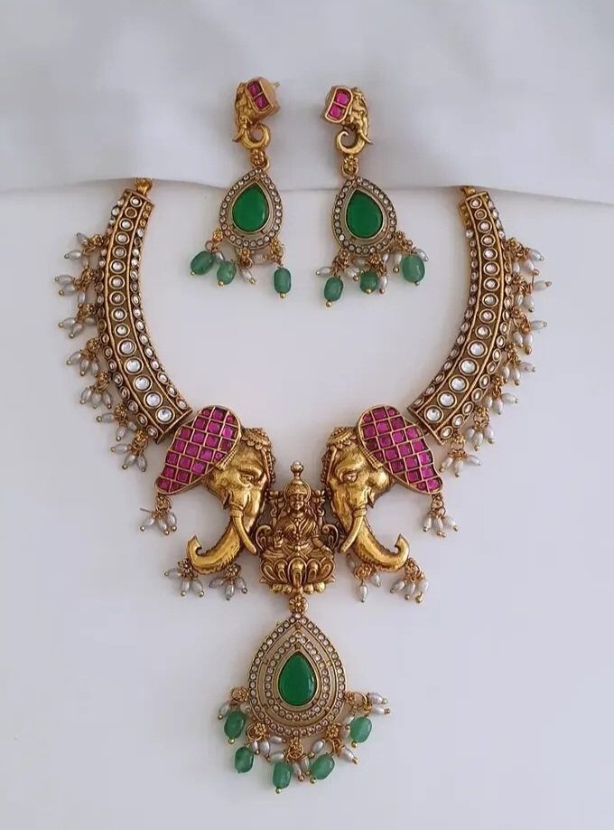 ELEPHANT HASLI NECKLACE-A3871