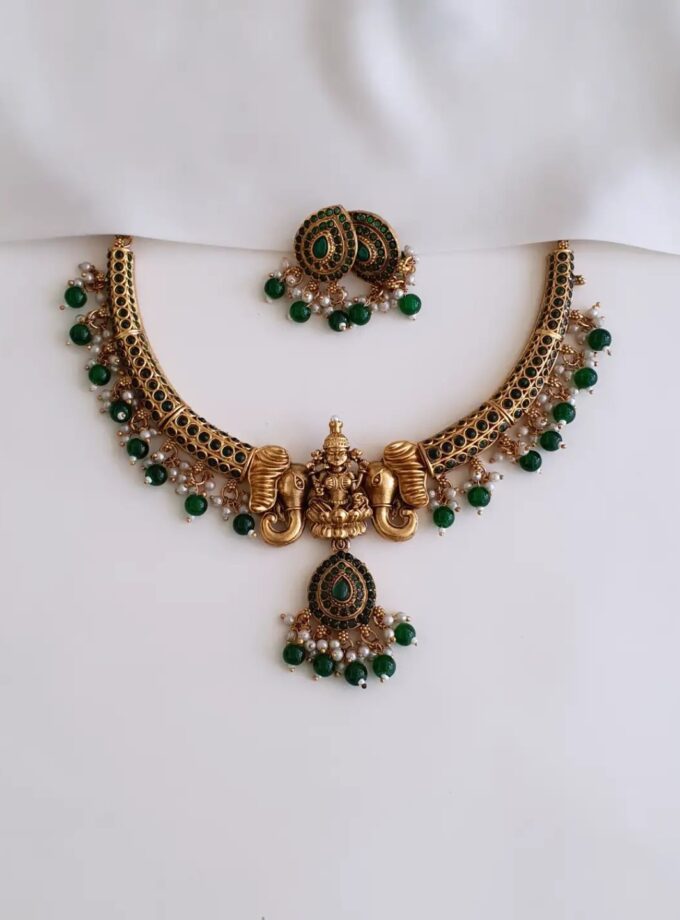 NECKLACE-A3940 GREEN