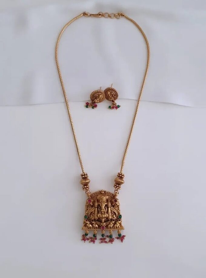 SHORT HAARAM-A3967