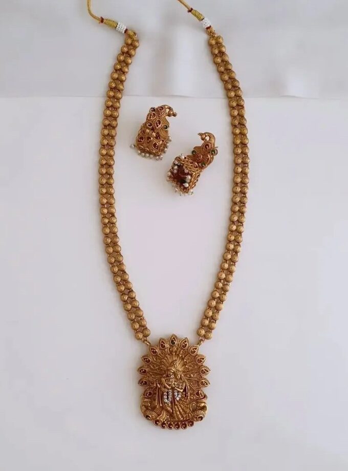 RADHA KRISHNA HAARAM-A4019