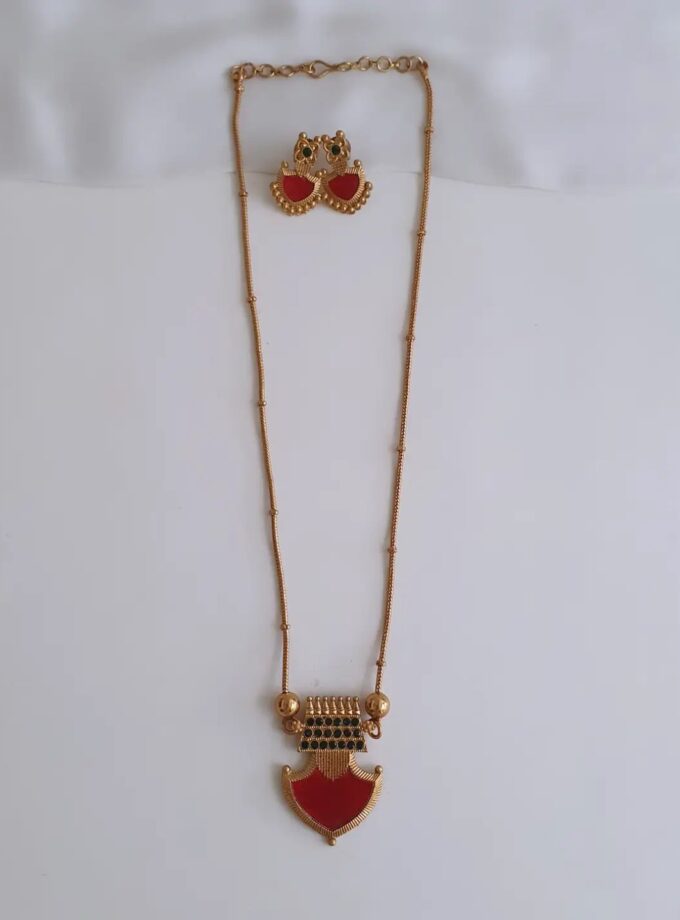 SHORT HAARAM-A3291 RUBY