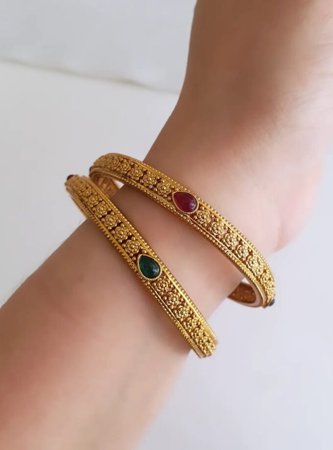 BANGLE SET OF TWO-A4165