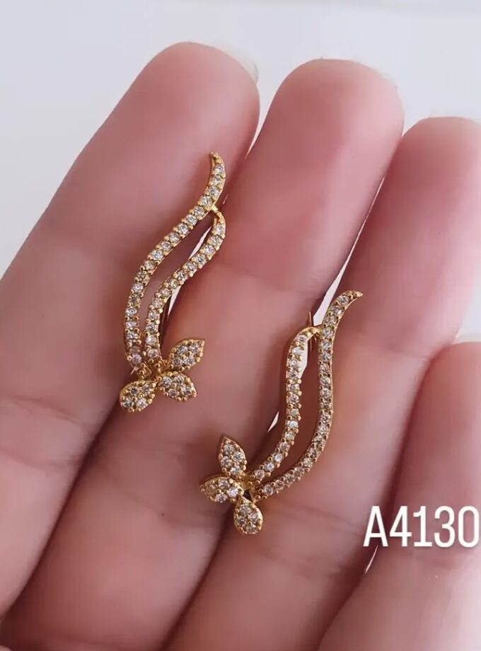 AD STONE EAR CUFF-A4130