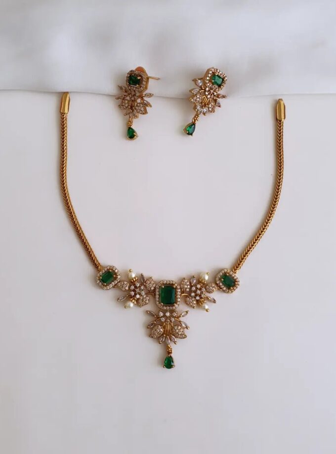 NECKLACE AD STONE-A2440 GREEN