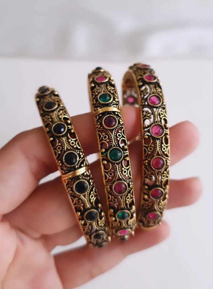 HAND CUFF OXIDISED GOLD-A4095 C