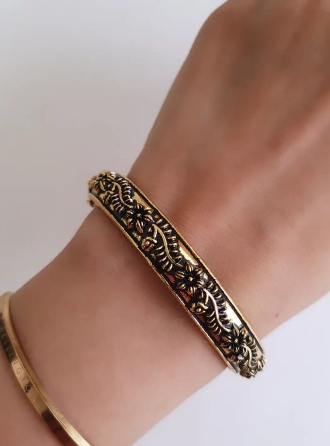 HAND CUFF OXIDISED GOLD-A4095 i