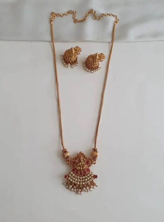 SHORT HAARAM-A4351 RUBY