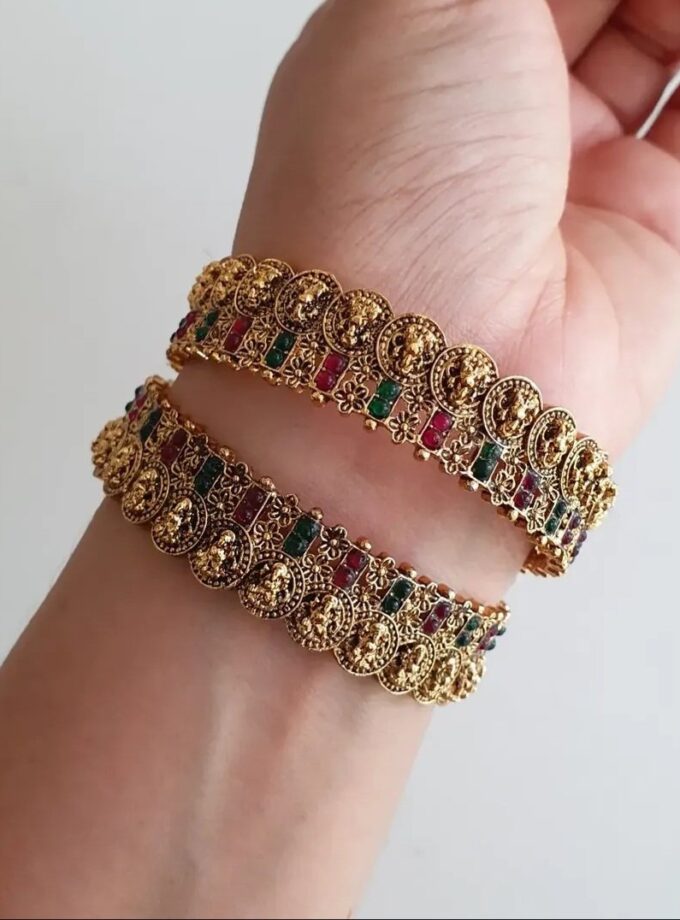 BANGLE SET OF TWO-A4364