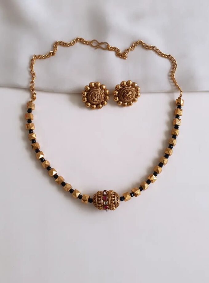 ASHTAPAILU-A4403 RUBY