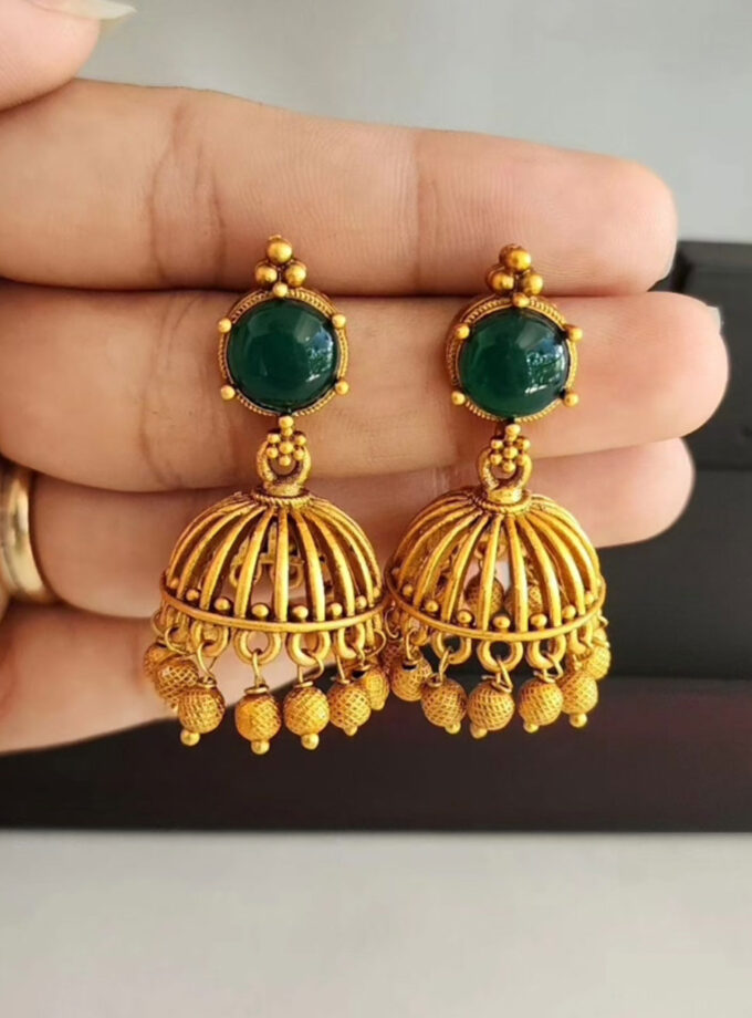 EARRING-E20 ROUND GREEN